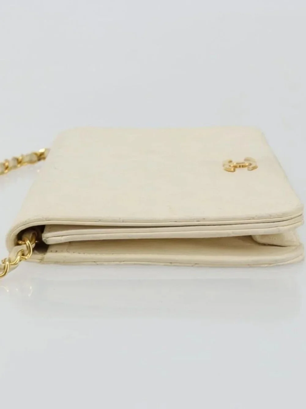 CHANEL Matelasse Chain Shoulder Bag Lamb Skin White Gold CC Auth BA12264